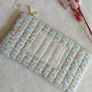 Trousse coton imprimé géométrique bleu et rose