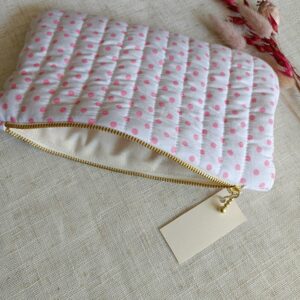 Trousse à pois rose